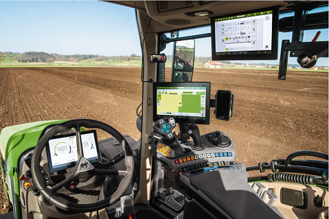 AGCO-RM и АГКО Финанс предлагают специальные условия на Fendt 700 Vario с технологией FendtONE